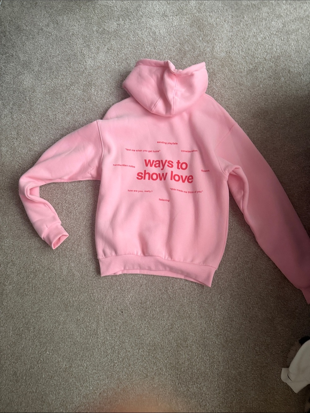 COMFRT Pink "Ways to Show Love" Hoodie Sweatshirt NEVER WORN.